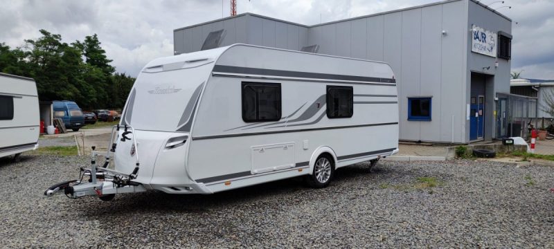 Tabbert Rossini 520 DM, außen, von rechts vorn2